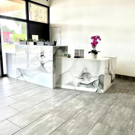 Hotel Isabella Uvalde Zewnętrze zdjęcie