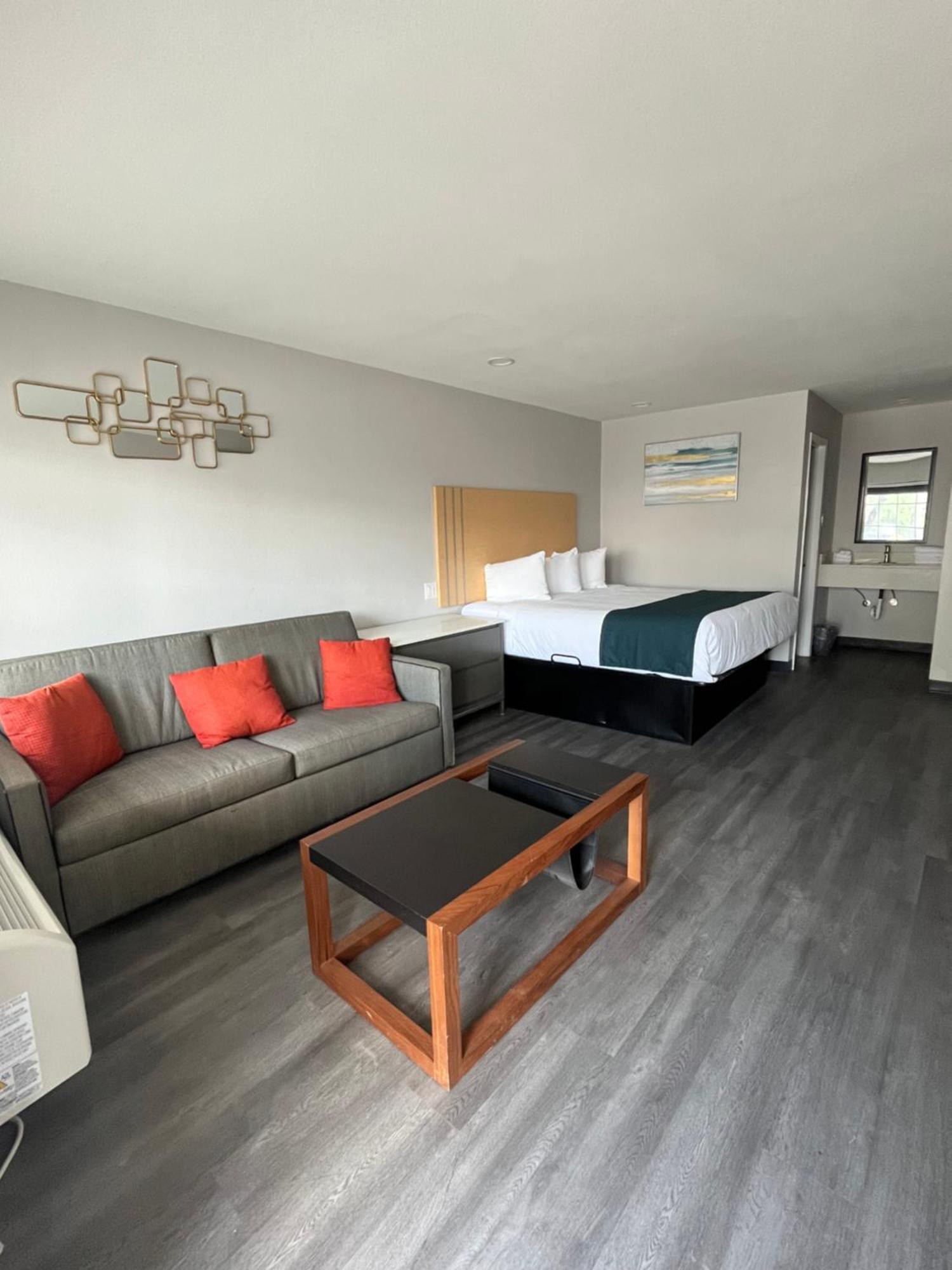 Hotel Isabella Uvalde Zewnętrze zdjęcie